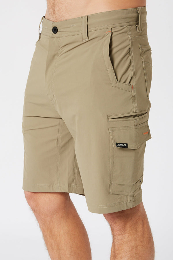 JET-LITE UTILITY SHORT - KHAKI