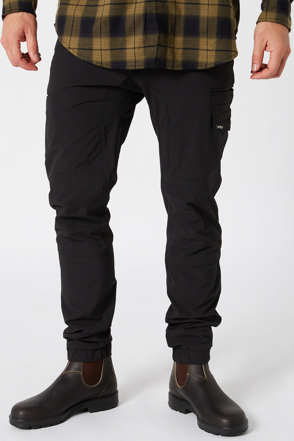 JET-LITE CUFFED PANT - BLACK