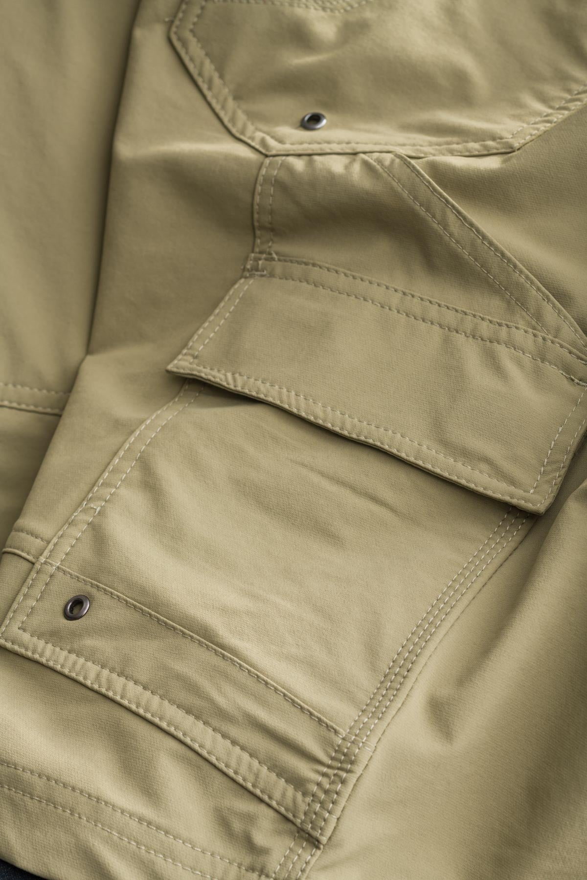 Jet-Lite Utility Short - Khaki