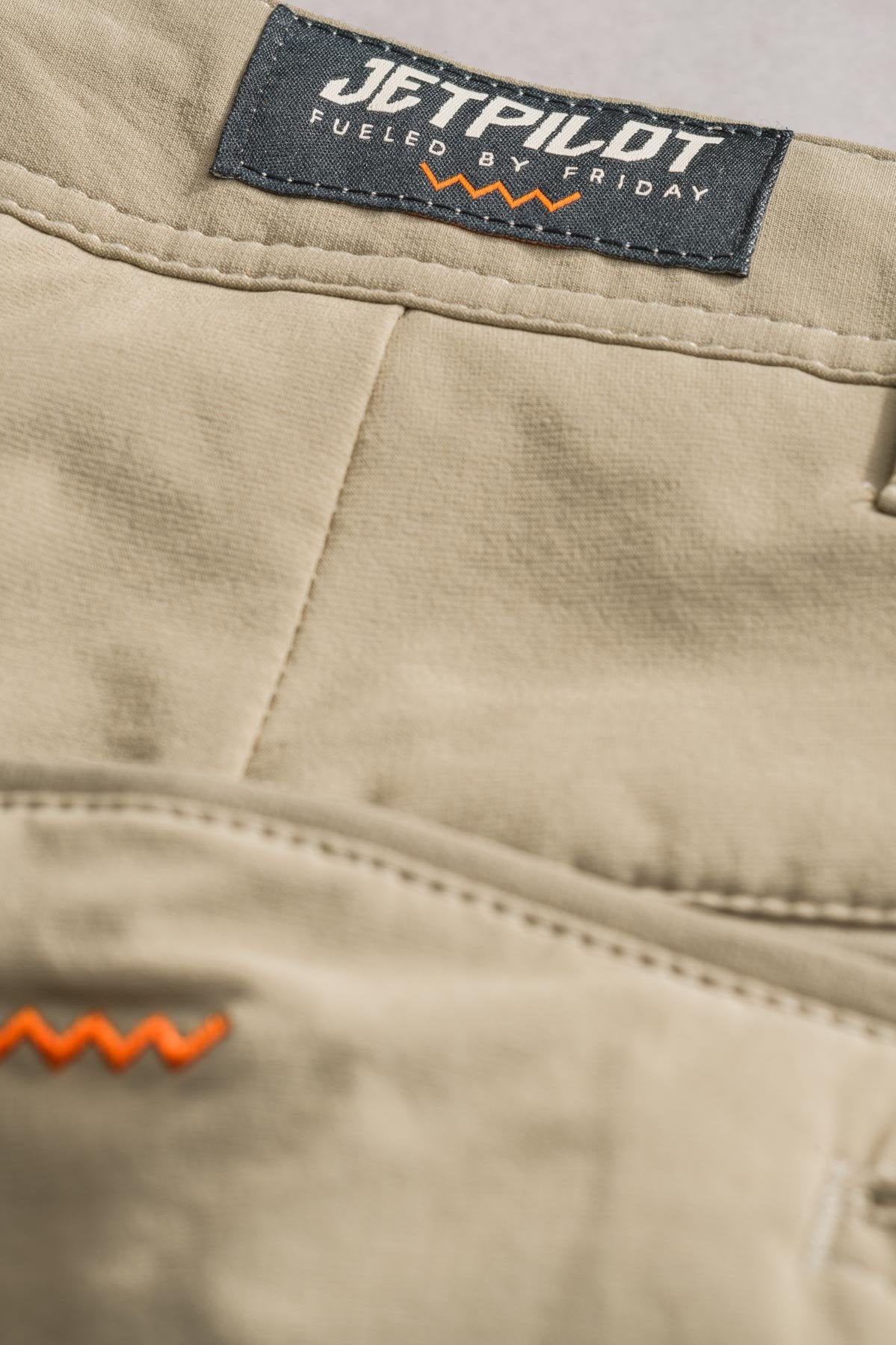 Jet-Lite 16" Walkshort - Khaki