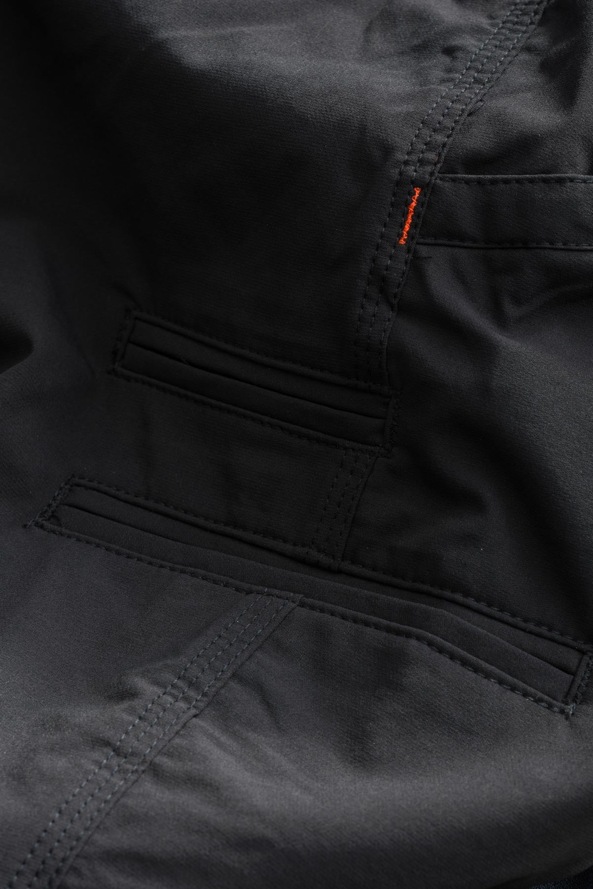 Jet-Lite Cuffed Pant - Black