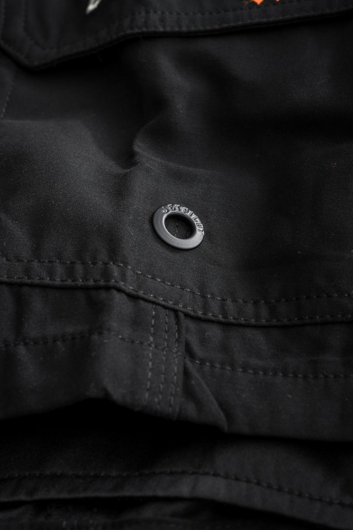 JET-LITE ELASTICATED SHORT - BLACK