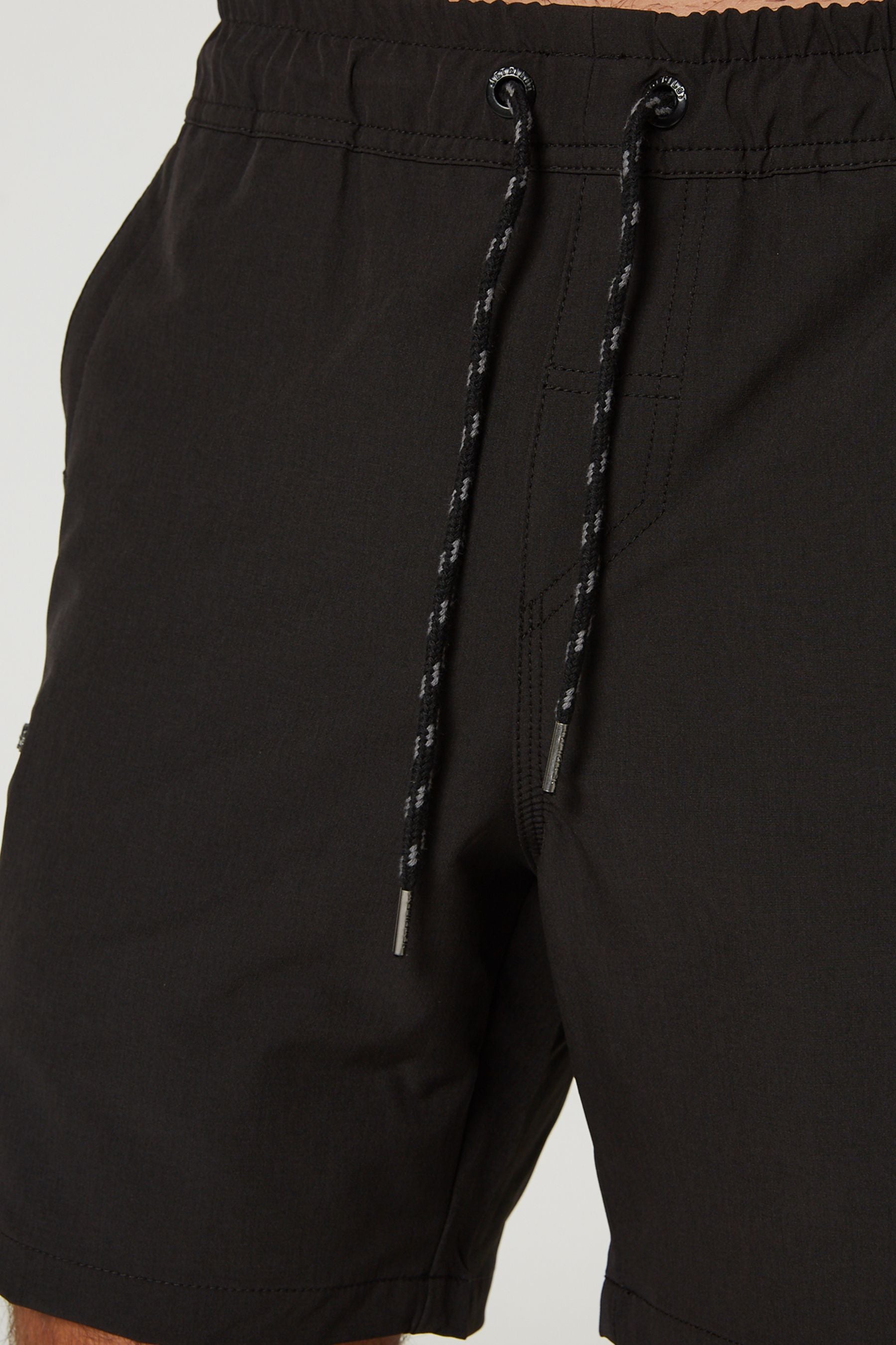 Jet-Lite Hybrid Walkshort - Black