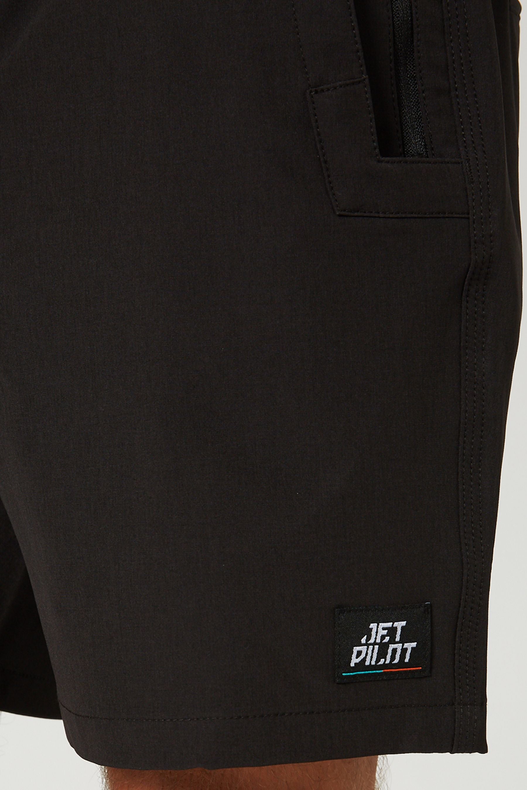 Jet-Lite Hybrid Walkshort - Black