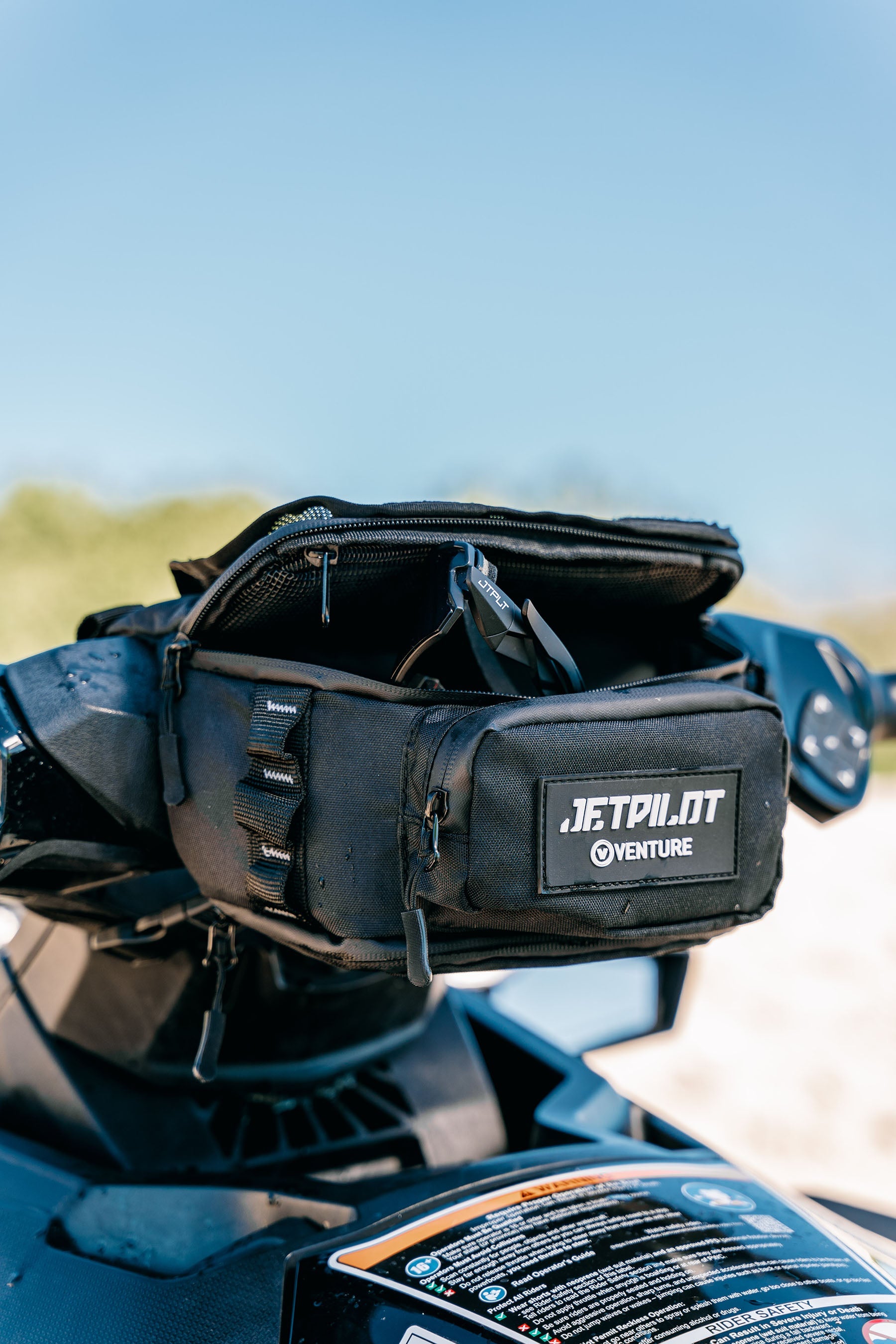 Jetpilot Venture Handle Bar Bag - Black